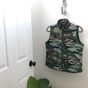 NWT JCrew Camo Vest Small